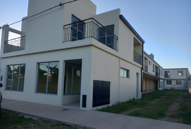 VENDO COMPLEJO DE DEPARTAMENTOS EN VILLA ELISA