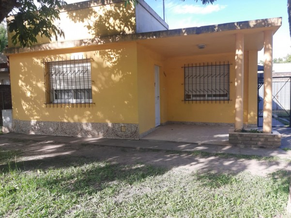 VENDO CASA EN VILLA ELISA, MUY LINDA UBICACION