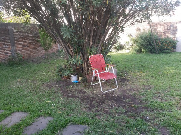VENDO CASA EN VILLA ELISA, MUY LINDA UBICACION