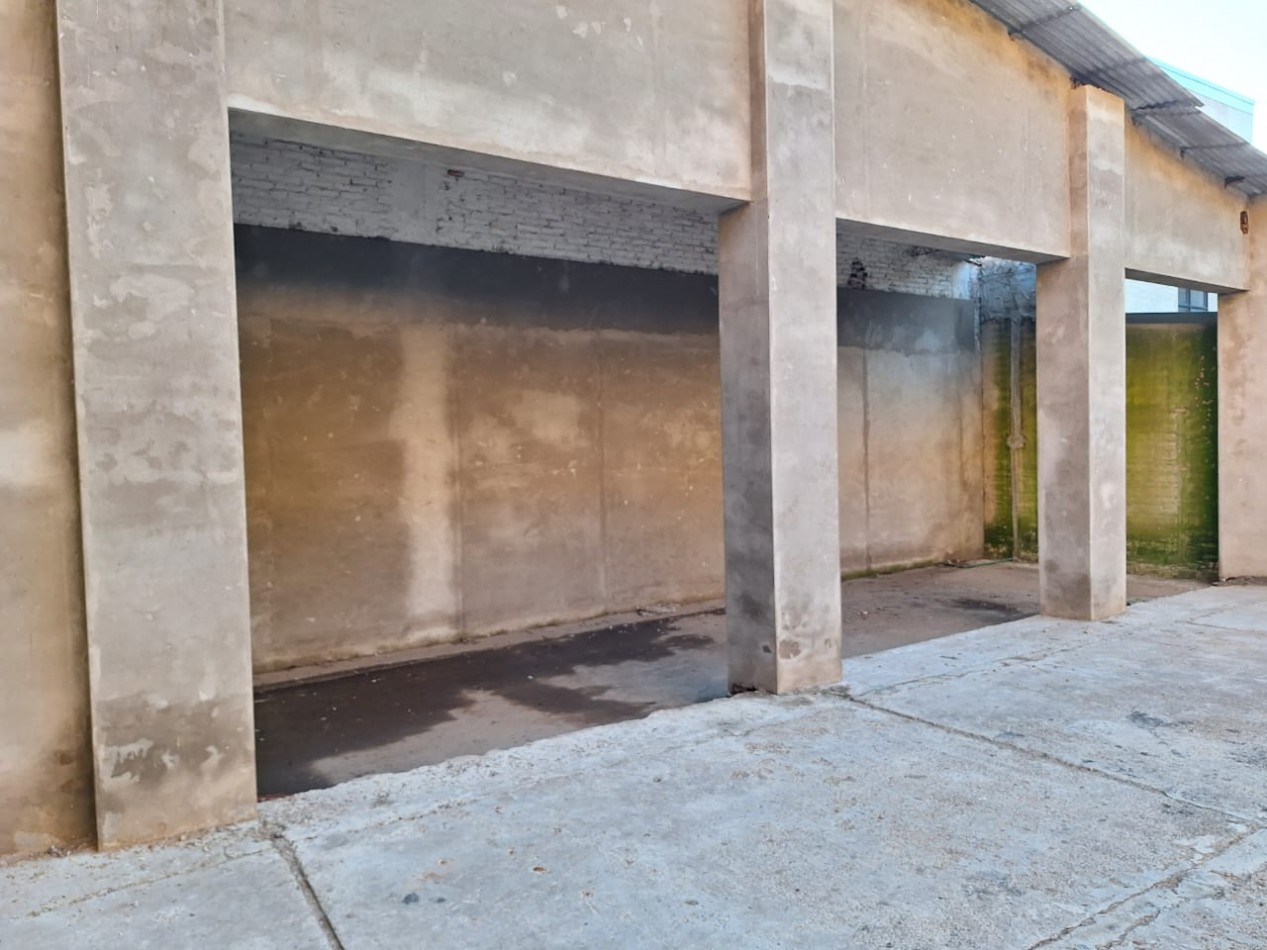 VENDO LOCAL COMERCIAL CENTRICO A TERMINAR!!
