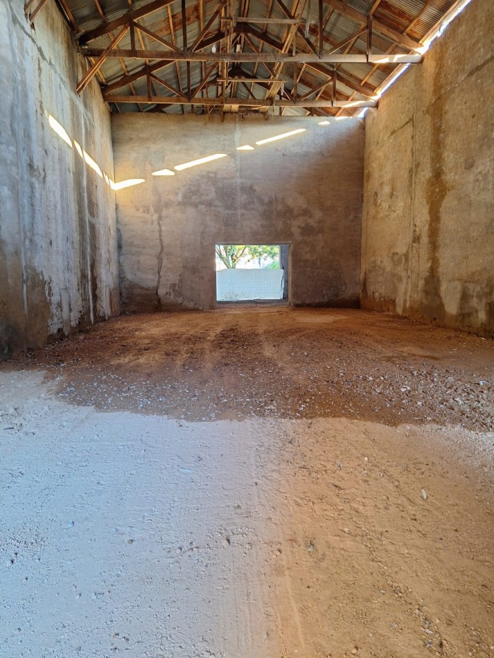 VENDO LOCAL COMERCIAL CENTRICO A TERMINAR!!