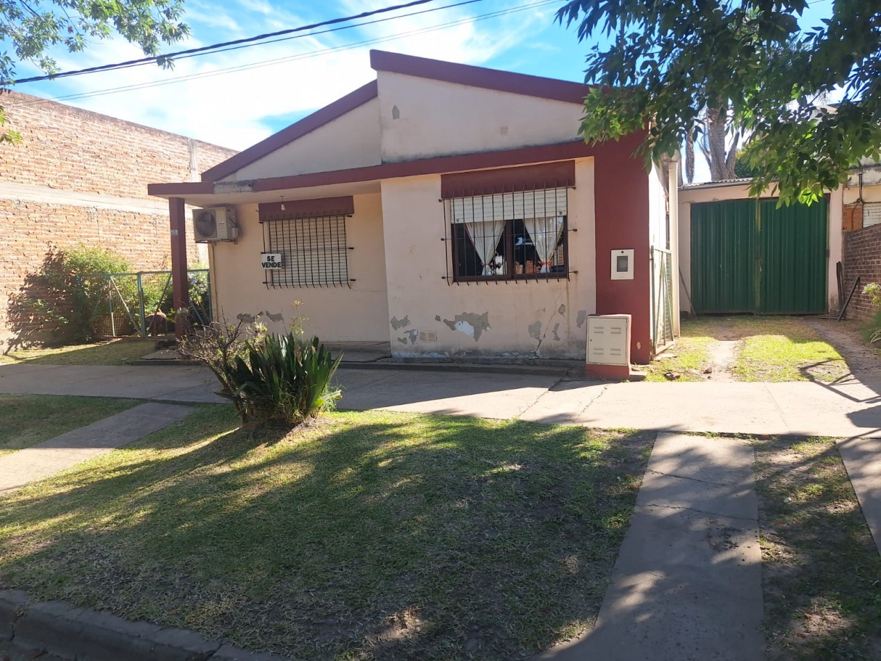 VENDO CASA EN VILLA ELISA!!