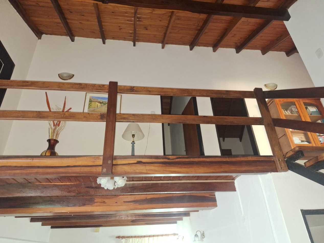 VENDO MUY LINDA CASA EN VILLA ELISA, EXCELENTE UBICACION!! 