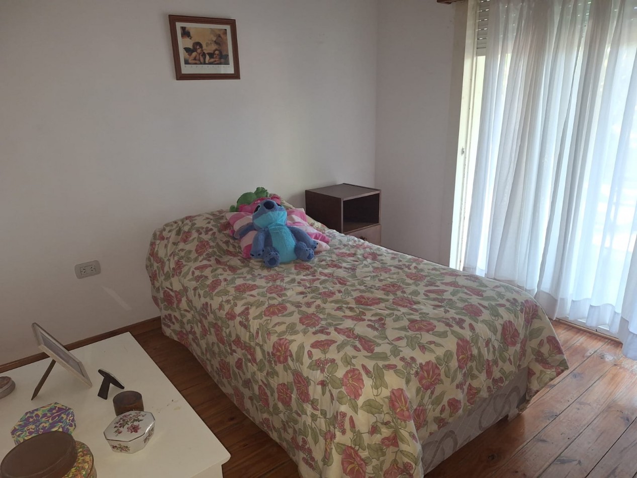 VENDO MUY LINDA CASA EN VILLA ELISA, EXCELENTE UBICACION!! 