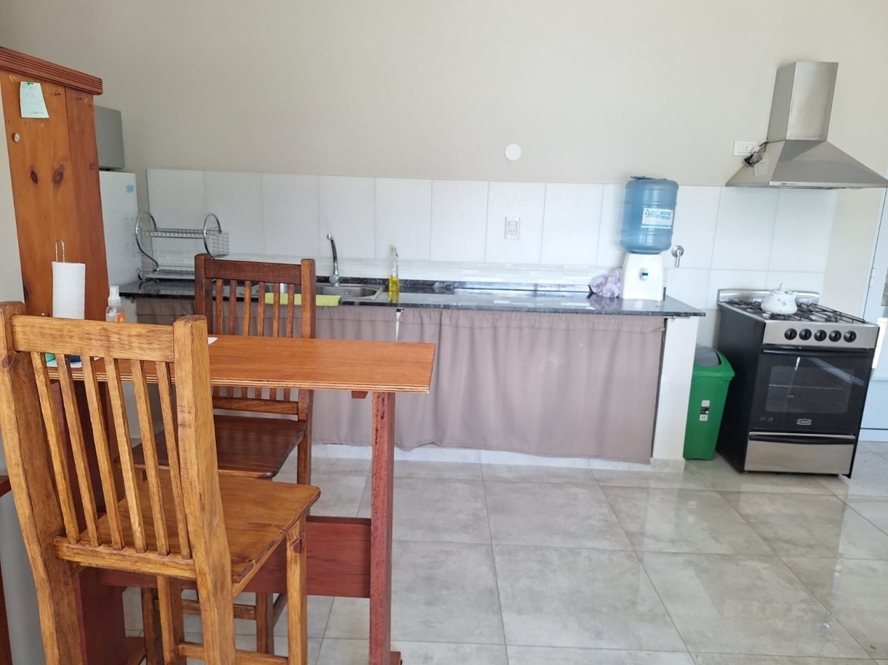 VENDO EXCELENTE CASA EN VILLA ELISA!!