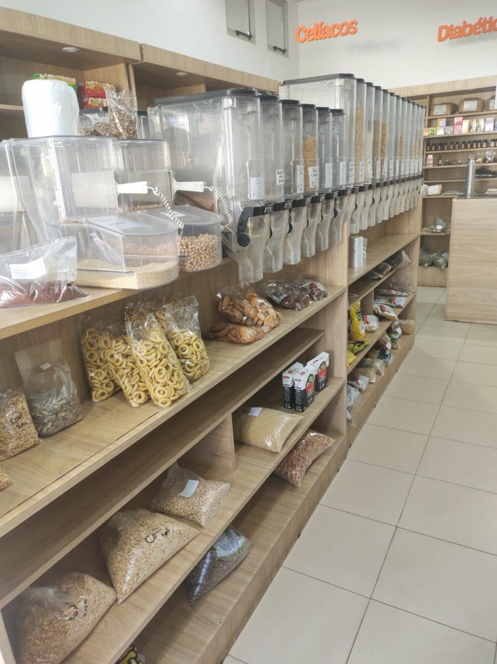VENDO FONDO DE COMERCIO EN VILLA ELISA, RUBRO DIETETICA, EXCELENTE UBICACION !!!